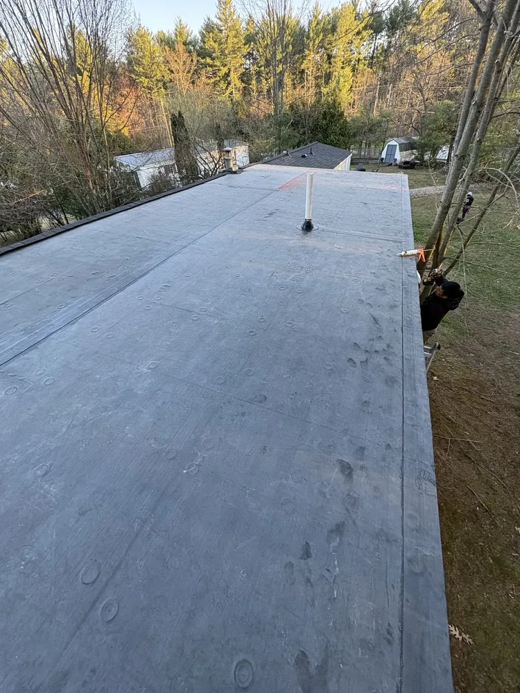 A-Z Roofing EPDM rubber membrane flat roof installation